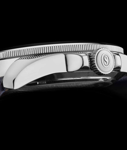 CarbonWave Japanese Quartz 42mm Dive Watch 4027