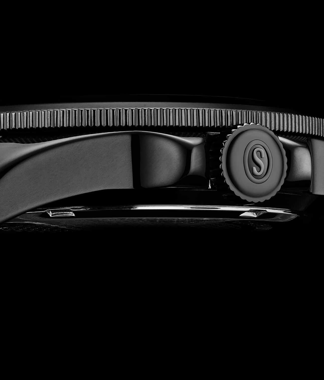 CarbonWave Japanese Quartz 42mm Dive Watch 4027