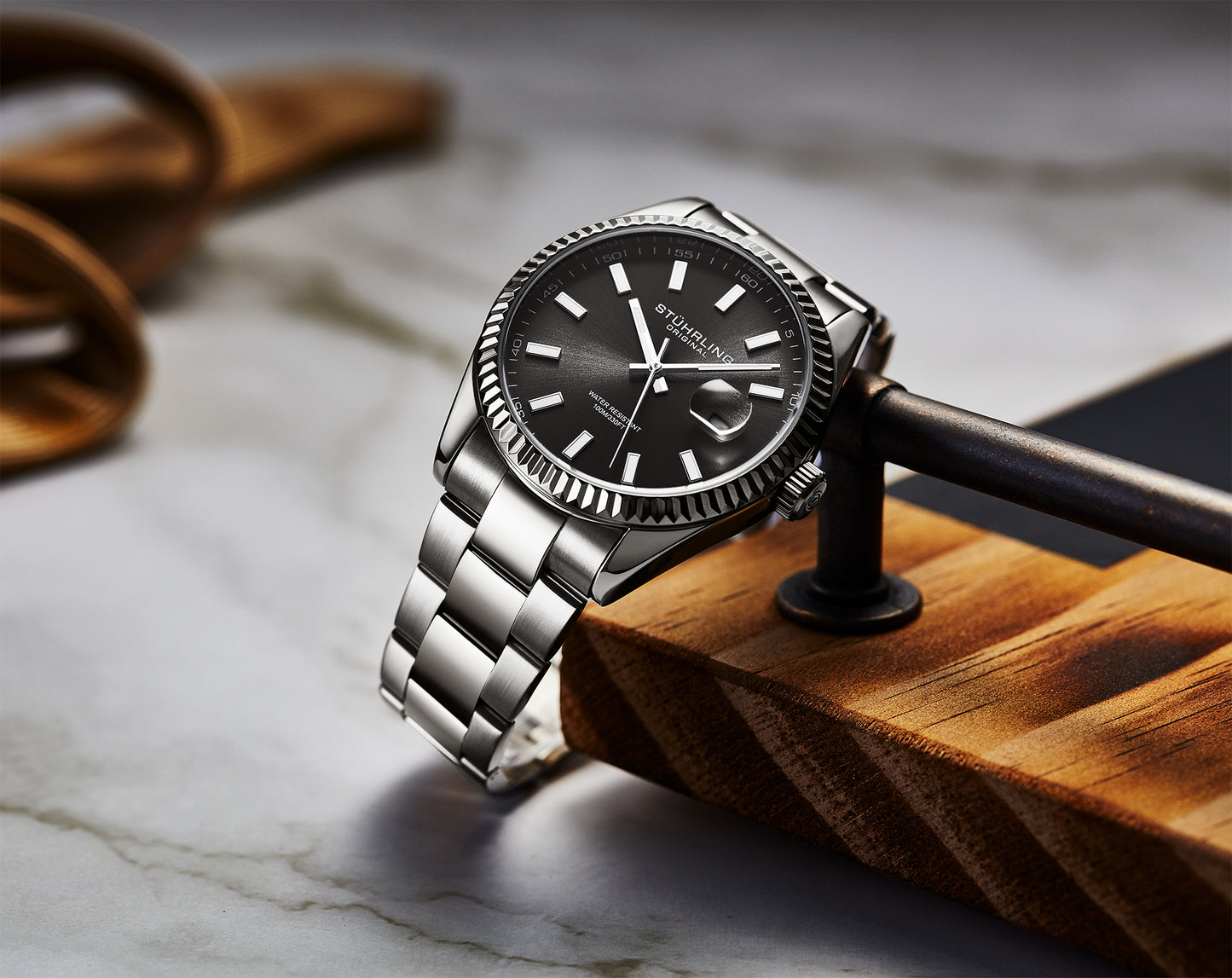 Fqbi Watches Vanguard 4069 Men's Quartz 42mm