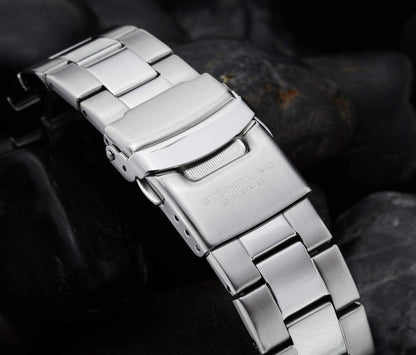 Raceway 564 GMT Quartz 42mm Chronograph