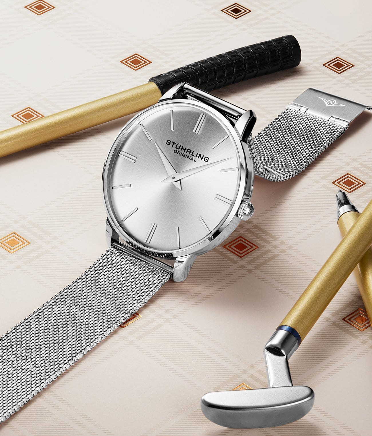 Preston 3998 Quartz 42mm Classic