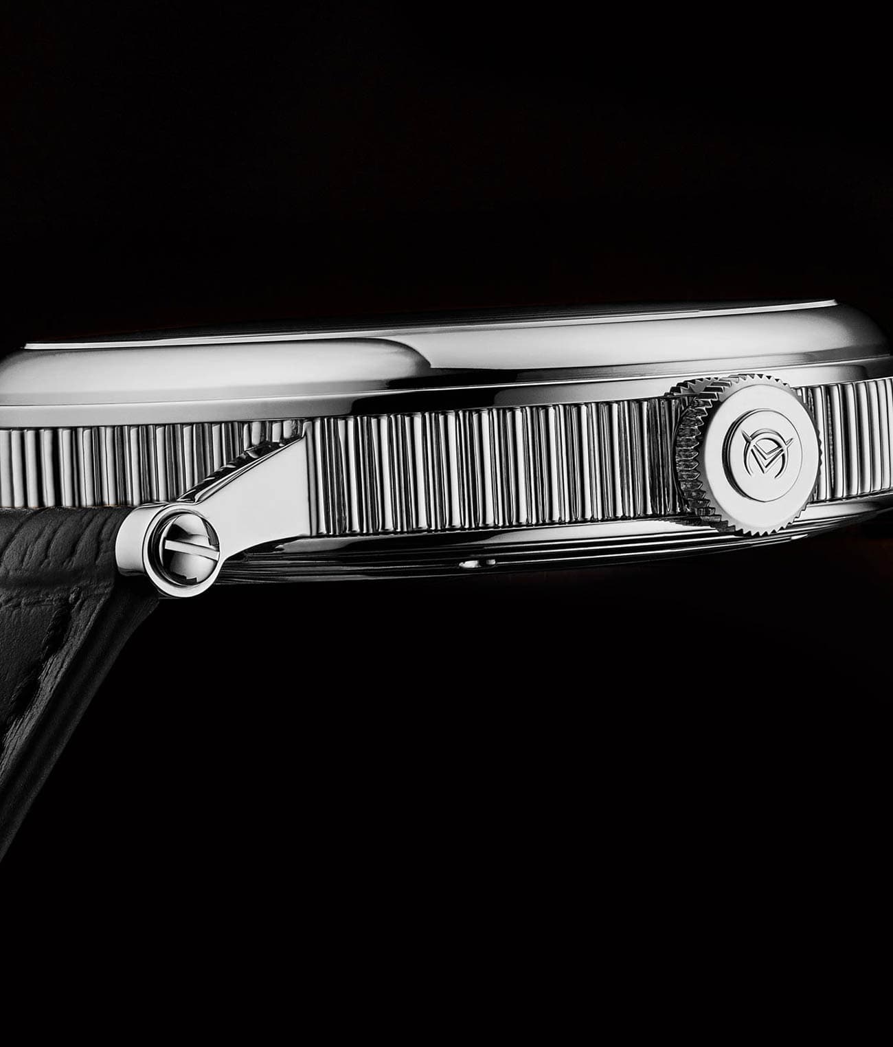 Swiss Made Classic A153