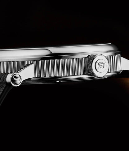 Swiss Made Classic A153