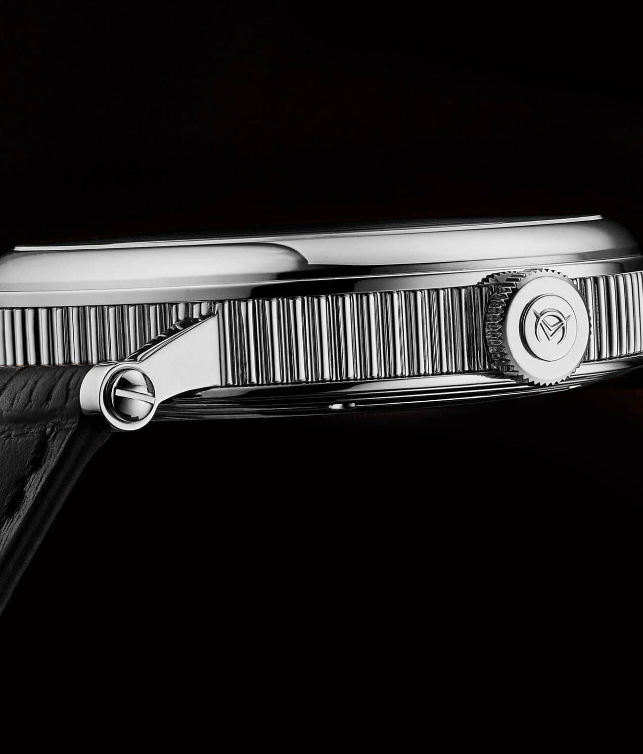 Swiss Made Classic A153