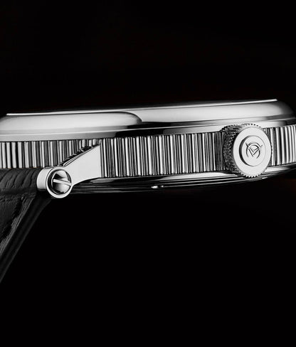 Swiss Made Classic A153