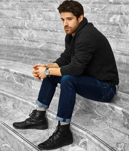 Silver Dial / Silver Case / Black Leather Strap Tang Buckle