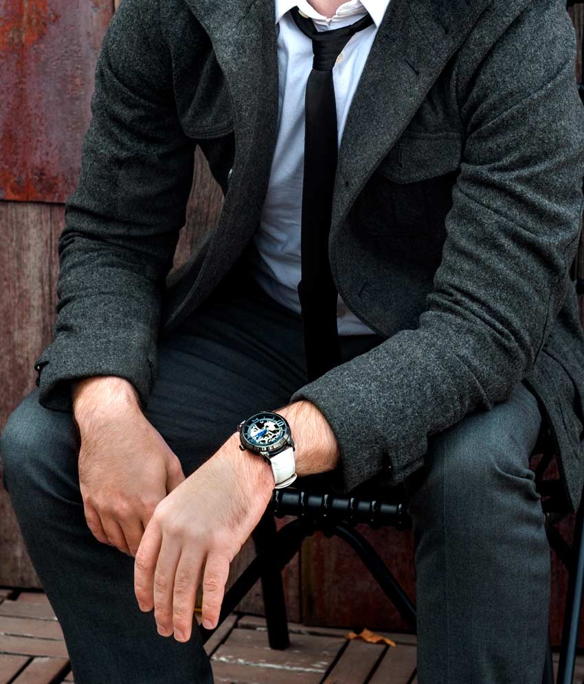 Gun Metal Grey Dial / Gun Metal Grey Case / White Leather Strap Tang Buckle