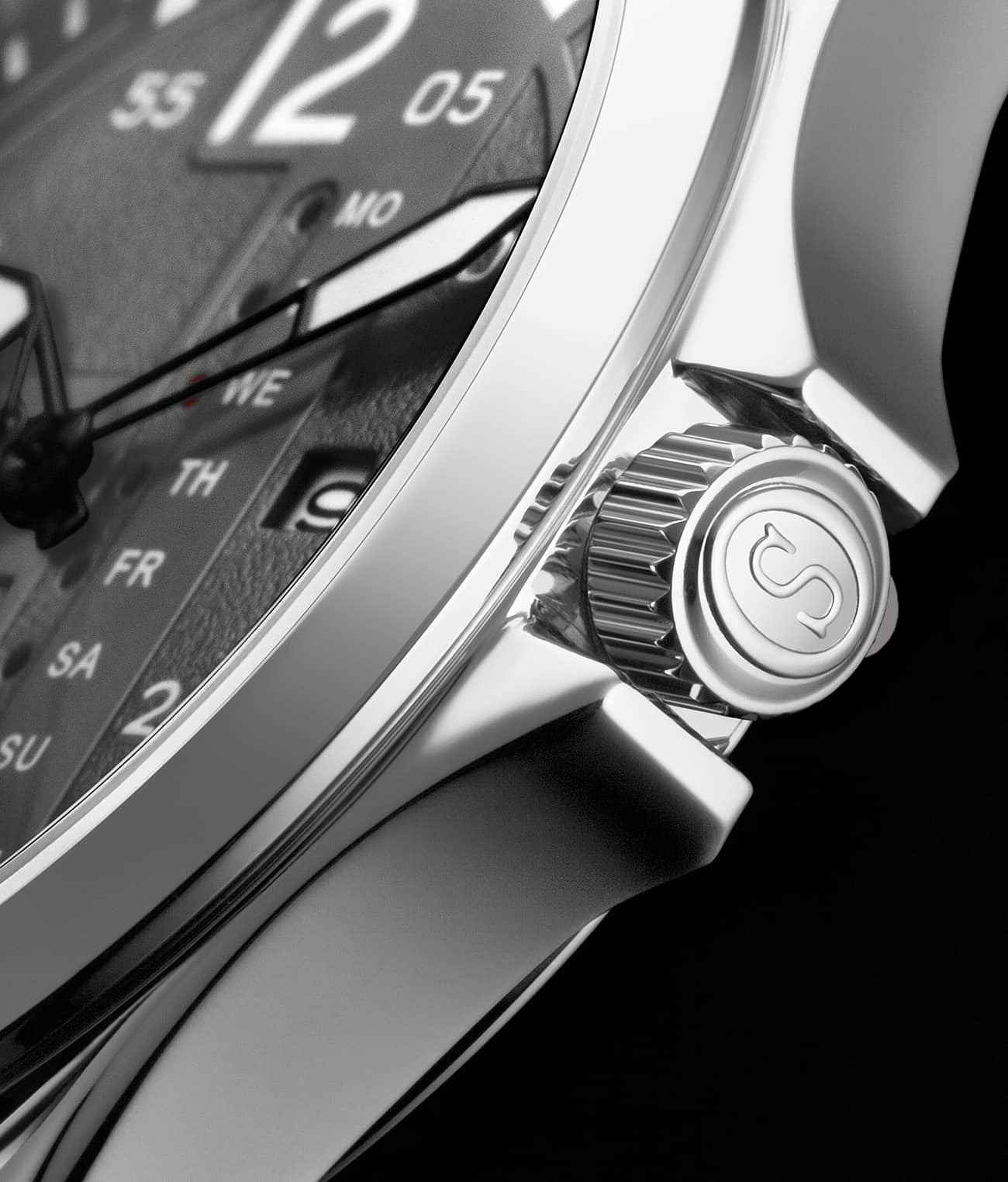 Black Dial / Silver Case / Tan Band