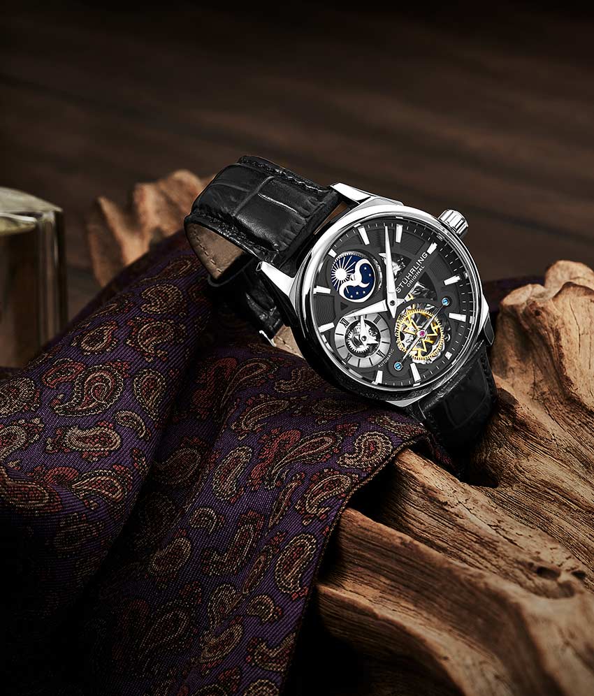 Black Dial / Silver Case / Black Band