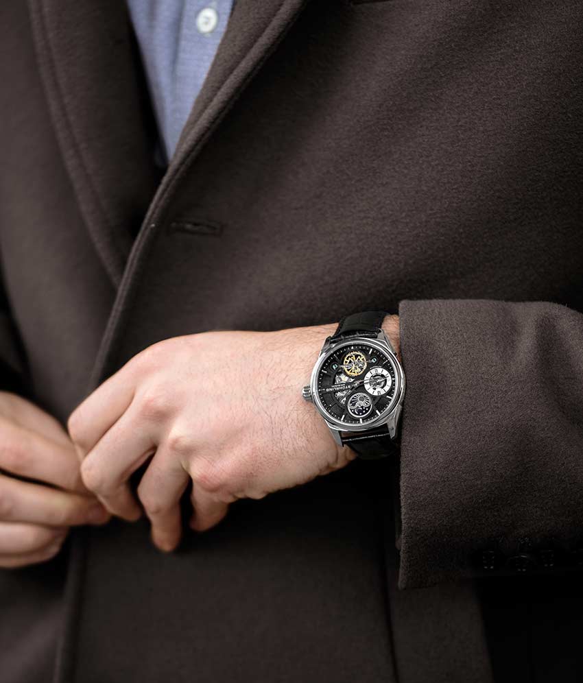 Black Dial / Silver Case / Black Band