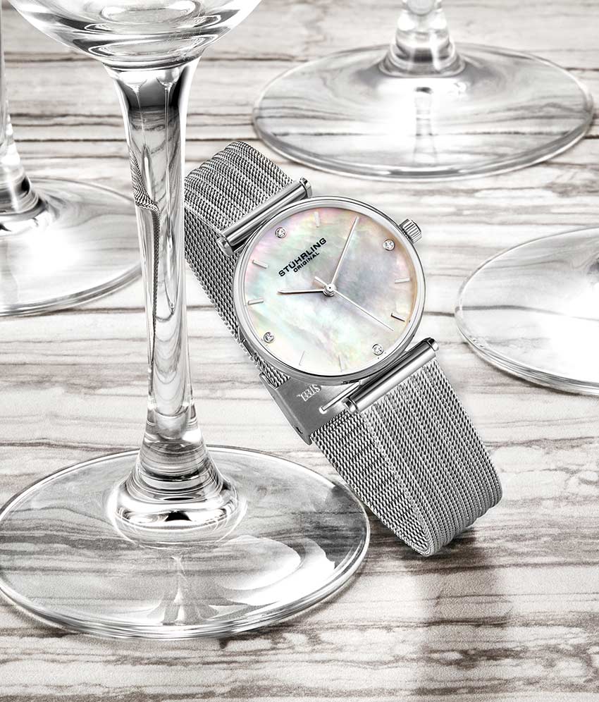 Silver Dial / Silver Case / Silver Band