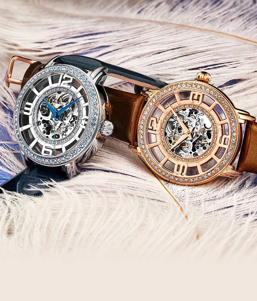 Silver Dial / Silver Case / Blue Band