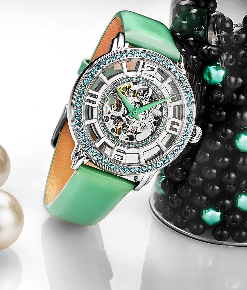 Silver Dial / Silver Case / Green Band