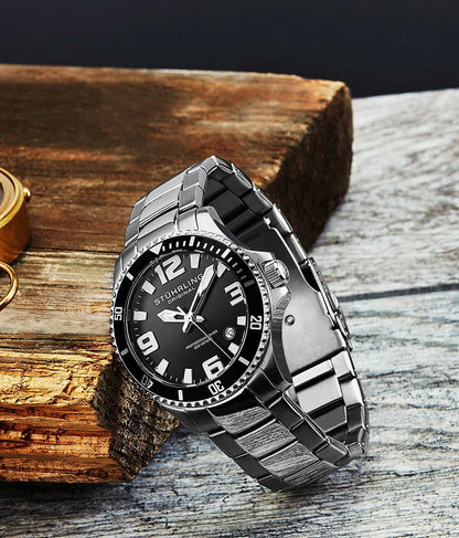 Black Dial / Silver Case / Silver Band