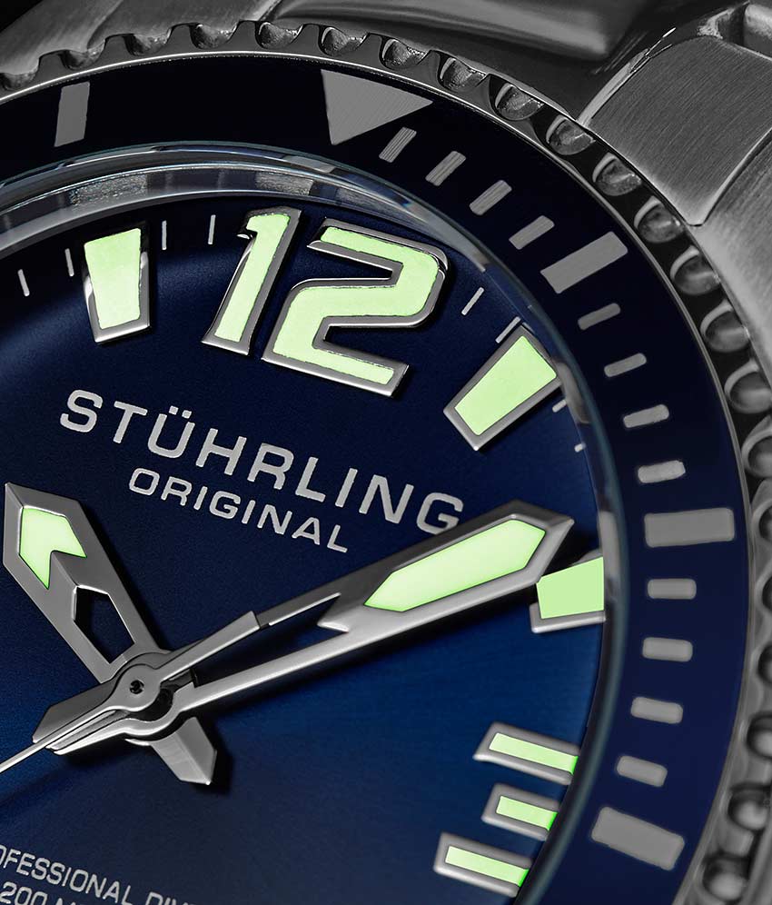 Blue Dial / Silver Case / Silver Band