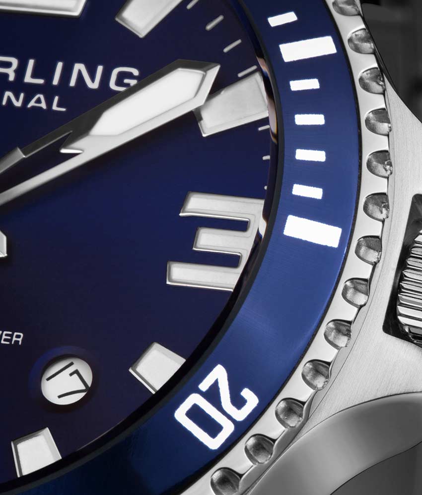 Blue Dial / Silver Case / Silver Band