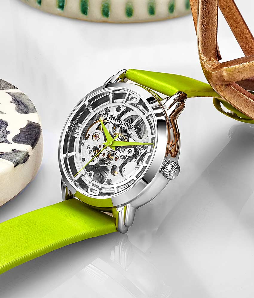 Silver Dial / Silver Case / Green Band