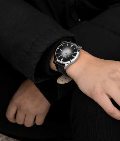 Black Dial / Silver Case / Black Band