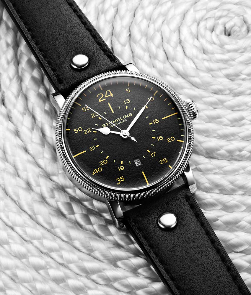 Black Dial / Silver Case / Black Band