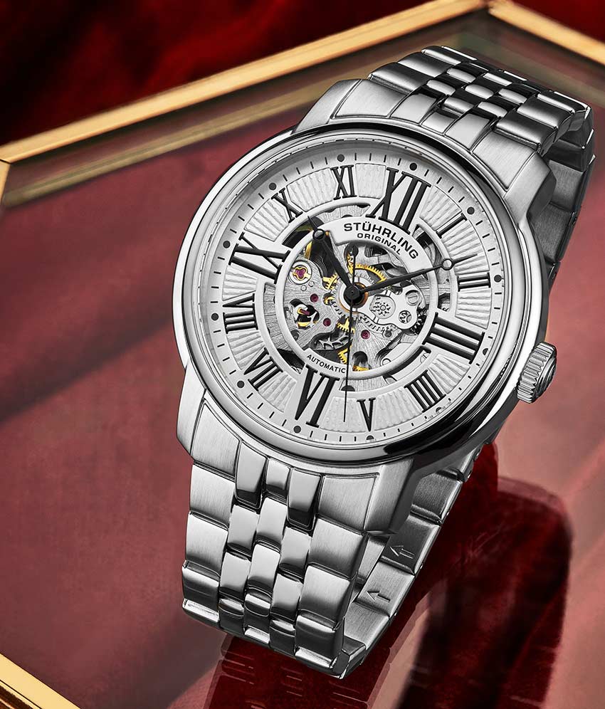 Silver Dial / Silver Case / Silver Stainless Steel Bracelet Deployant Buckle