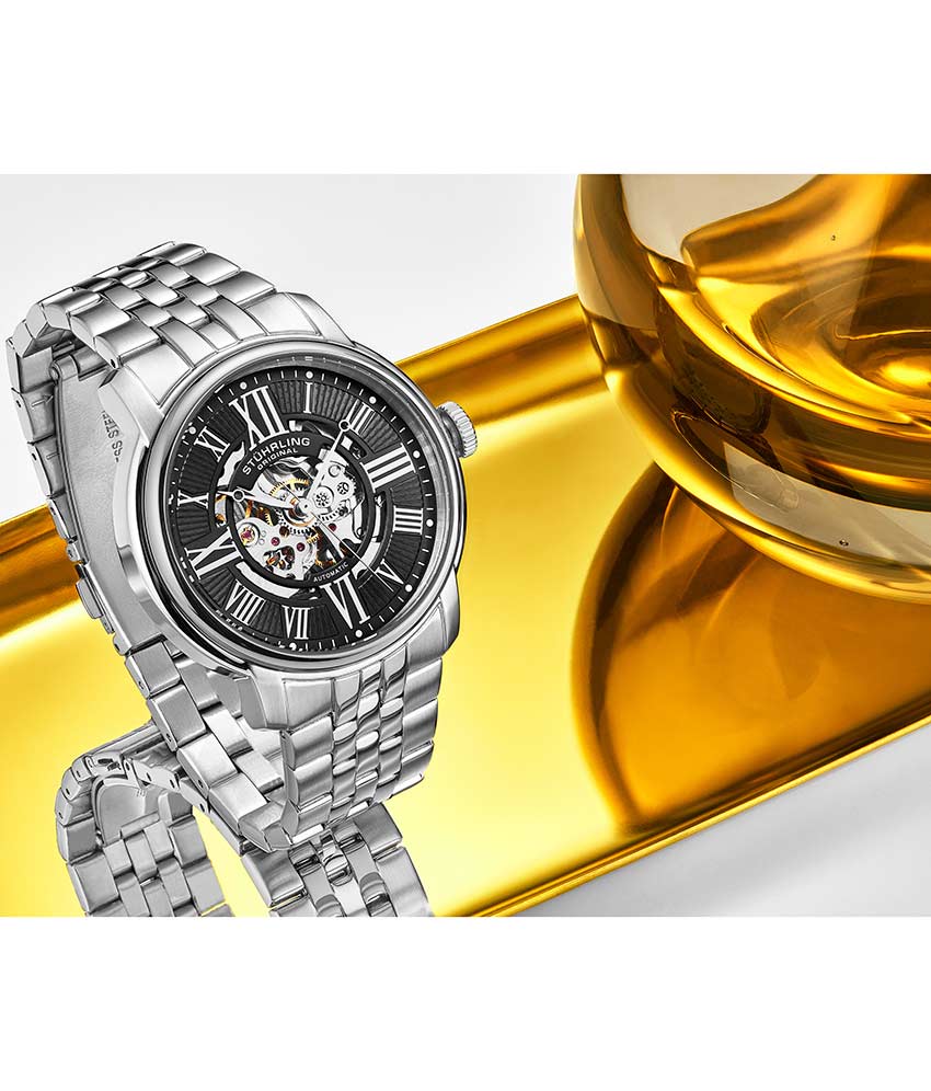 Black Dial / Silver Case / Silver Stainless Steel Bracelet Deployant Buckle