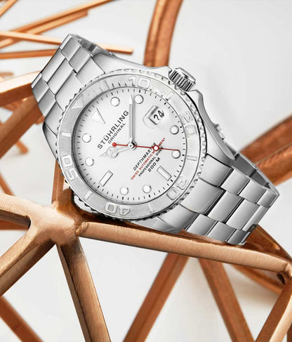 Silver Dial / Silver Case / Silver Band