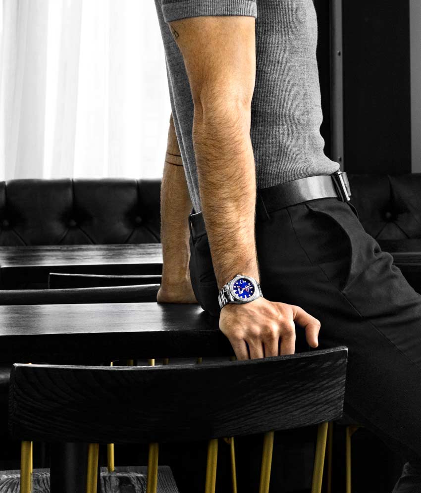 Blue Dial / Silver Case / Silver Band