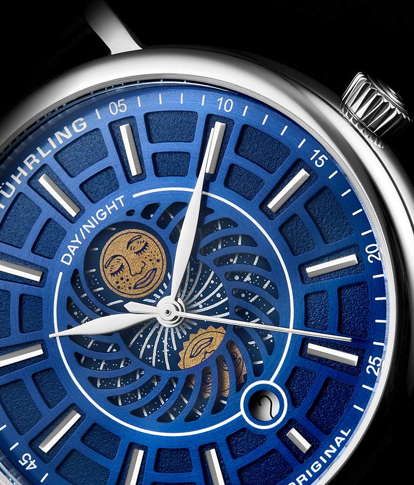 Blue Dial / Silver Case / Black Band