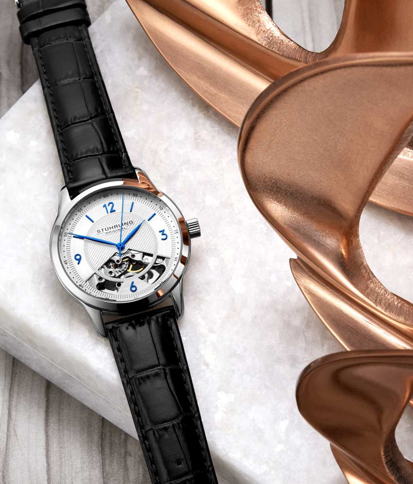 Silver Dial / Silver Case / Black Band