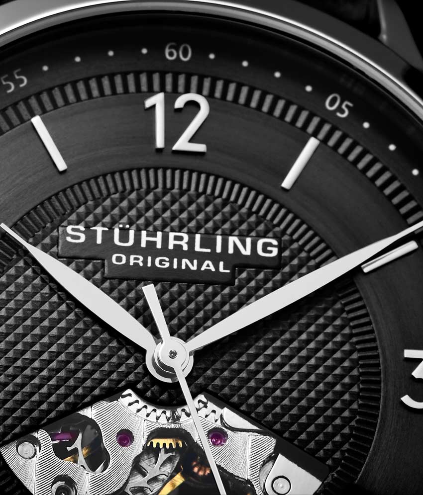 Black Dial / Silver Case / Black Band