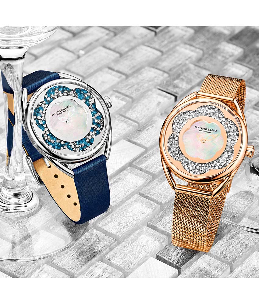 Silver Dial / Silver Case / Blue Band